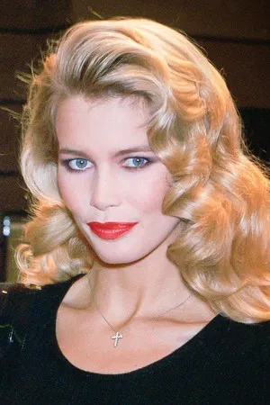 Claudia Schiffer photo