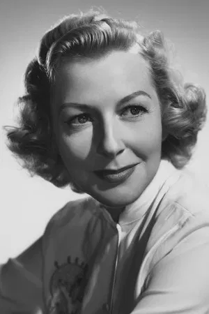 Gertrude Michael photo