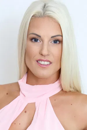 Blanche Bradburry photo