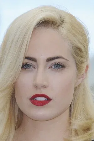 Charlotte Sullivan photo