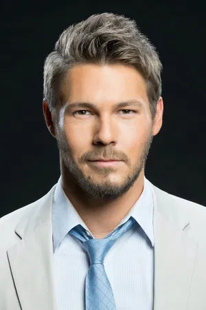 Scott Clifton photo