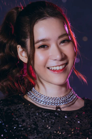 Preeyaphat Lawsuwansiri photo