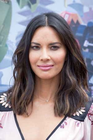 Olivia Munn photo