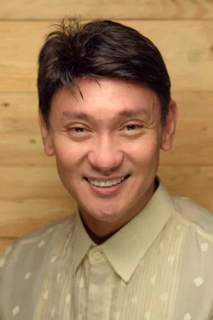 Roeder Camañag photo