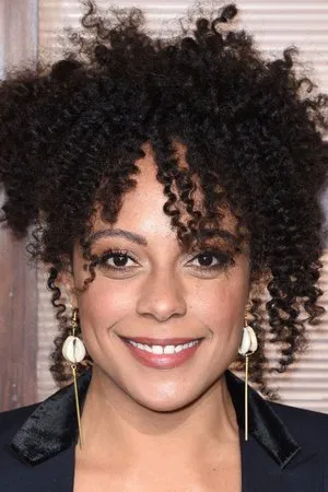 Rosalind Eleazar photo