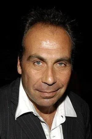 Taylor Negron photo