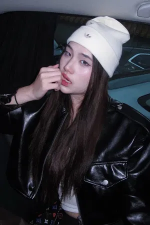 Aey Supravee PhonkarnONKARN photo