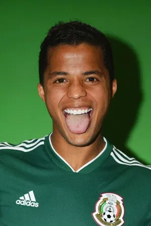 Giovani Dos Santos photo