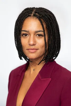 Larissa Sirah Herden photo