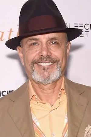 Joe Pantoliano photo