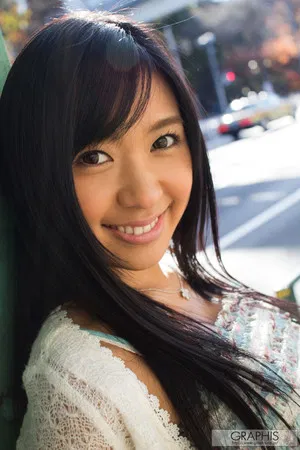 Nana Ogura photo