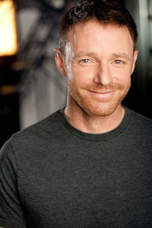 Mackenzie Astin photo