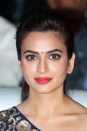 Kriti Kharbanda photo