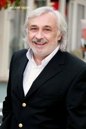 Müjdat Gezen photo