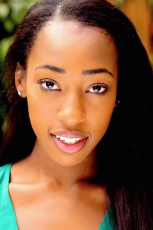 Charis Gullage photo