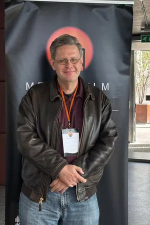 Frank Reynolds photo