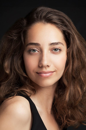 Özge Özaçar photo