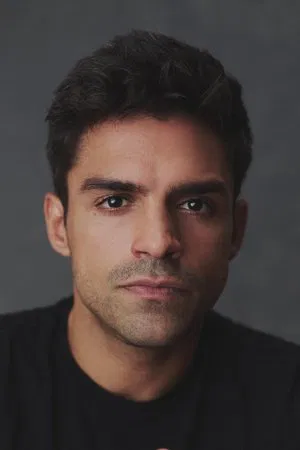 Sean Teale photo