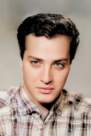 Gürel Ünlüsoy photo