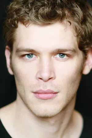 Joseph Morgan photo