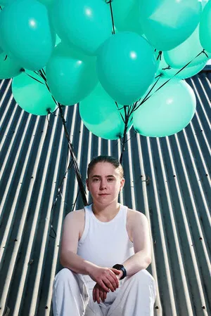 Liv Tsigaropoulos photo