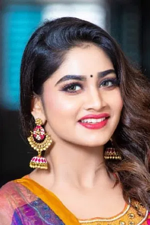 Shivani Narayanan photo