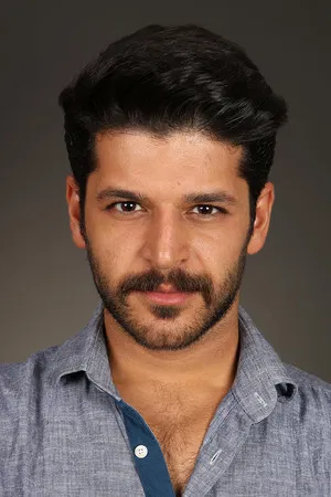 Emre Kıvılcım photo