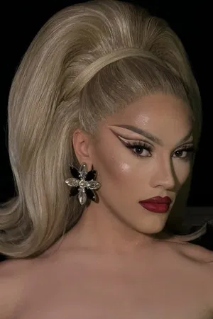 Jewels Sparkles photo