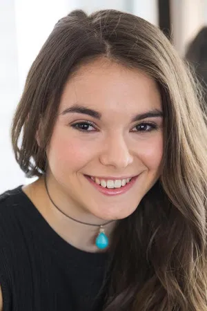 Charlie Lemay-Thivierge photo