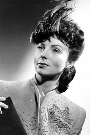 Agnes Moorehead photo