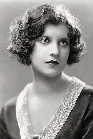 Dorothy Gulliver photo