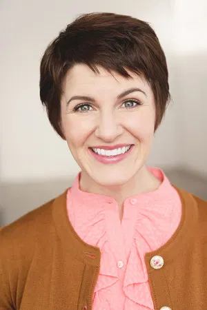 Elizabeth Hales photo