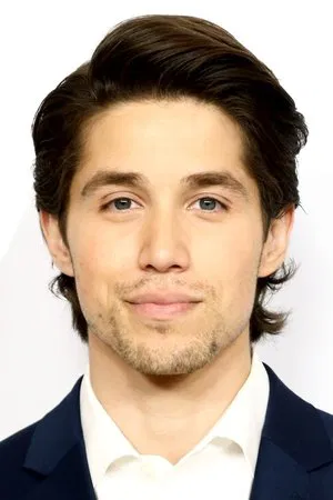 Brandon Larracuente photo