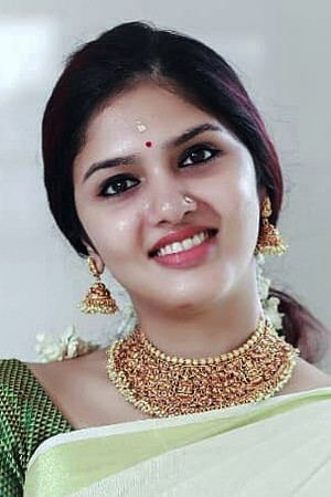 Gayathri Suresh photo