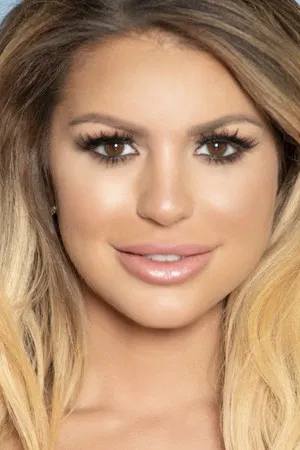 Brooklyn Chase photo