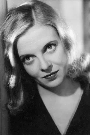 Regina Linnanheimo photo