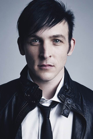 Robin Lord Taylor photo