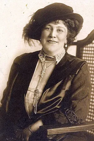 Alison Skipworth photo