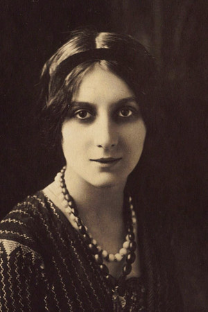 Stacia Napierkowska photo