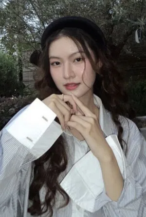 Sureeyares Yakares photo