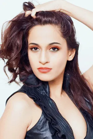 Shweta Pandit photo