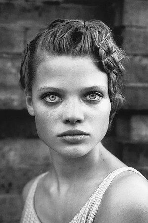 Mélanie Thierry photo