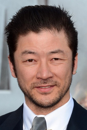Tadanobu Asano photo