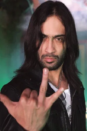Waqar Zaka photo