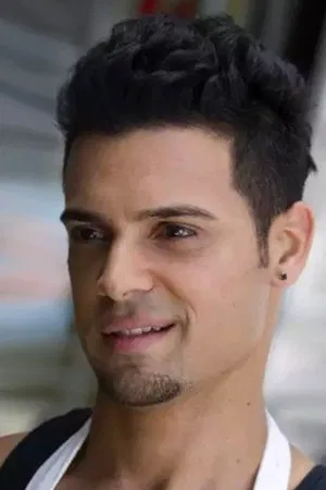 Christopher Martinez photo