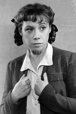 Yevgeniya Khanayeva photo