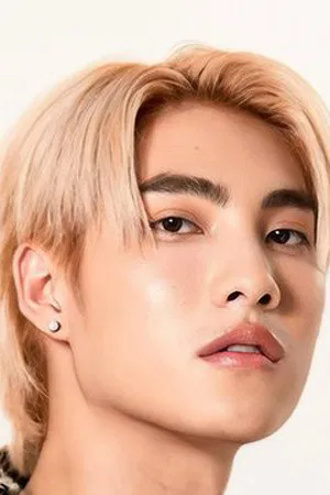 Arithach Phaiboonbaramee photo