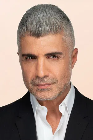 Özcan Deniz photo