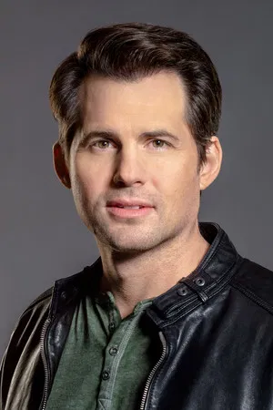 Kristoffer Polaha photo