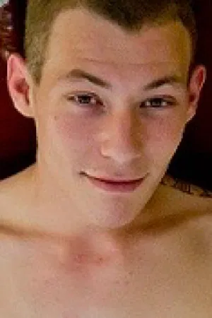 Justin Knowles photo